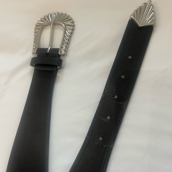 35” silver chunky stretch belt - Picture 2 of 4